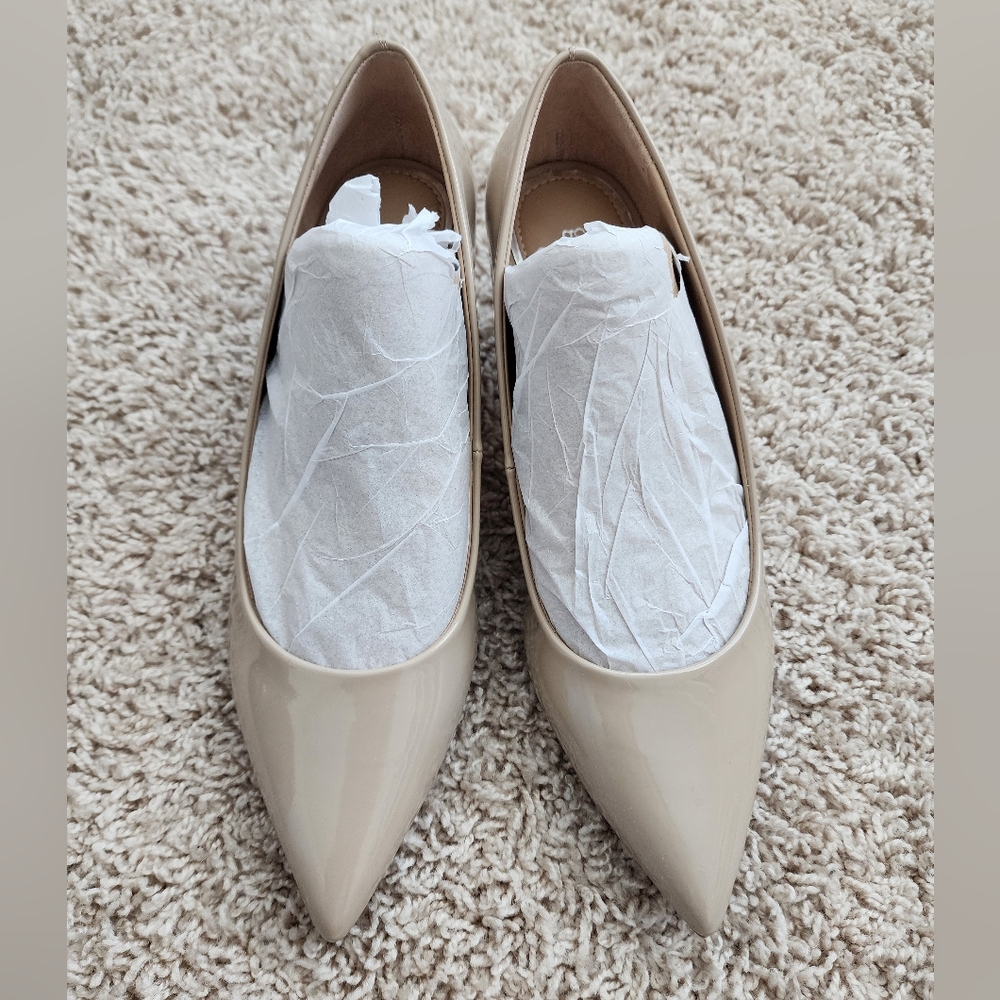 Gianni Bini Cream Heels Classic Design [No Box]